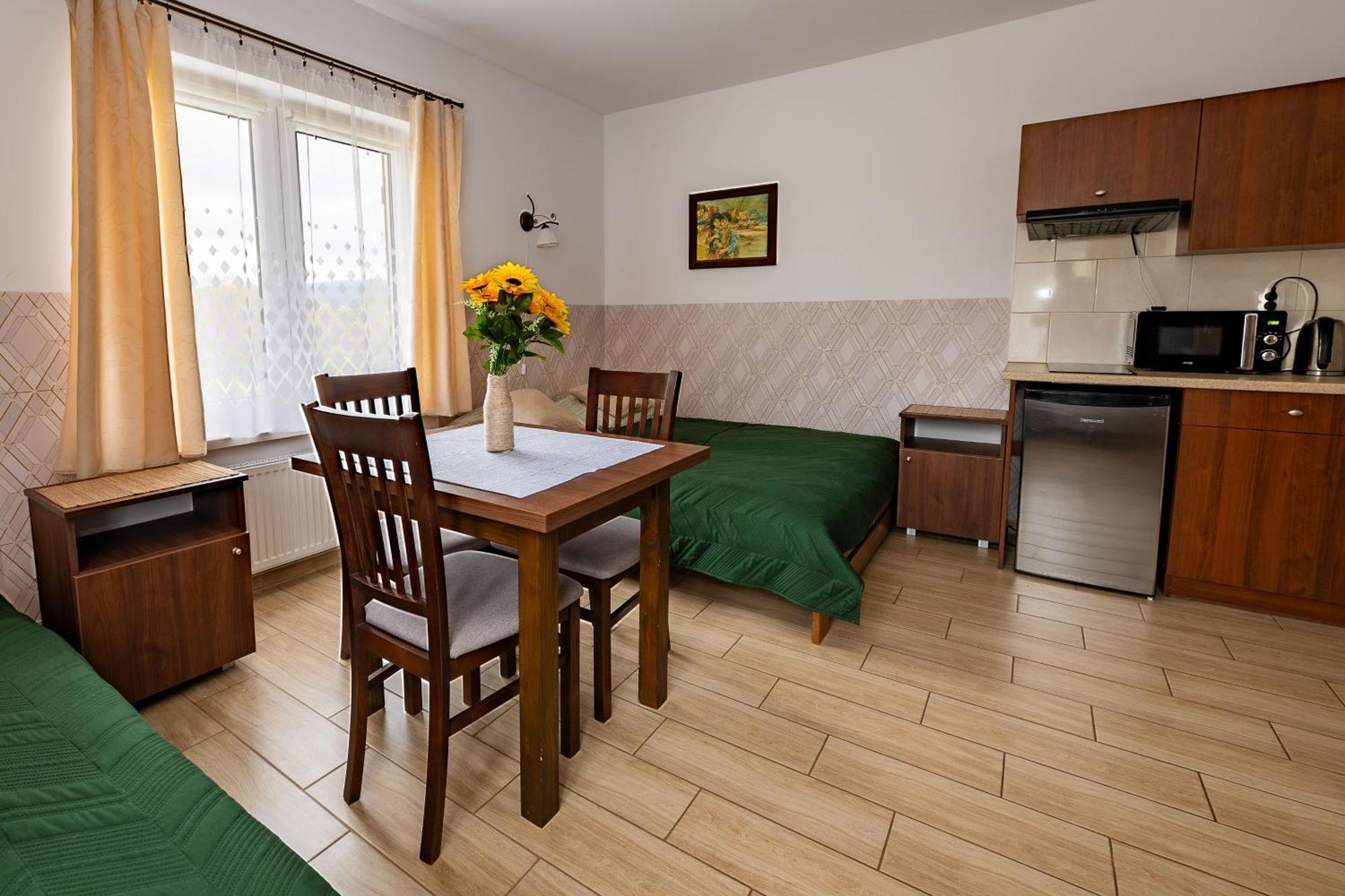 Bieszczadzkie Brzegi Ustrzyki Dolne Exterior foto